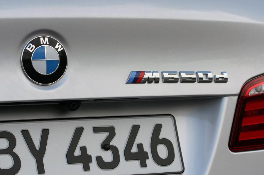  BMW M550d xDrive 2012 года  (фото 35 из 175)